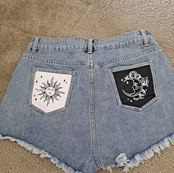 Jean shorts - Picture 1 of 2
